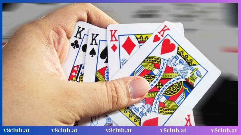 Tìm hiểu cơ bản về đánh Liêng bịp