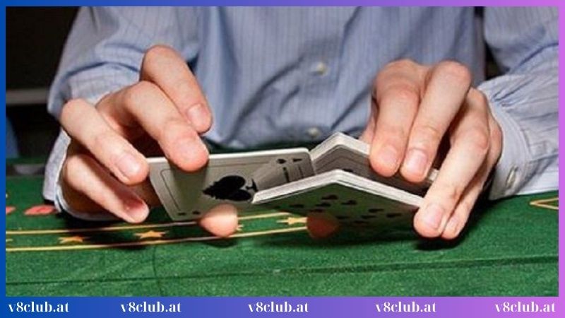 Kỹ thuật đánh Liêng Bịp dấu bài